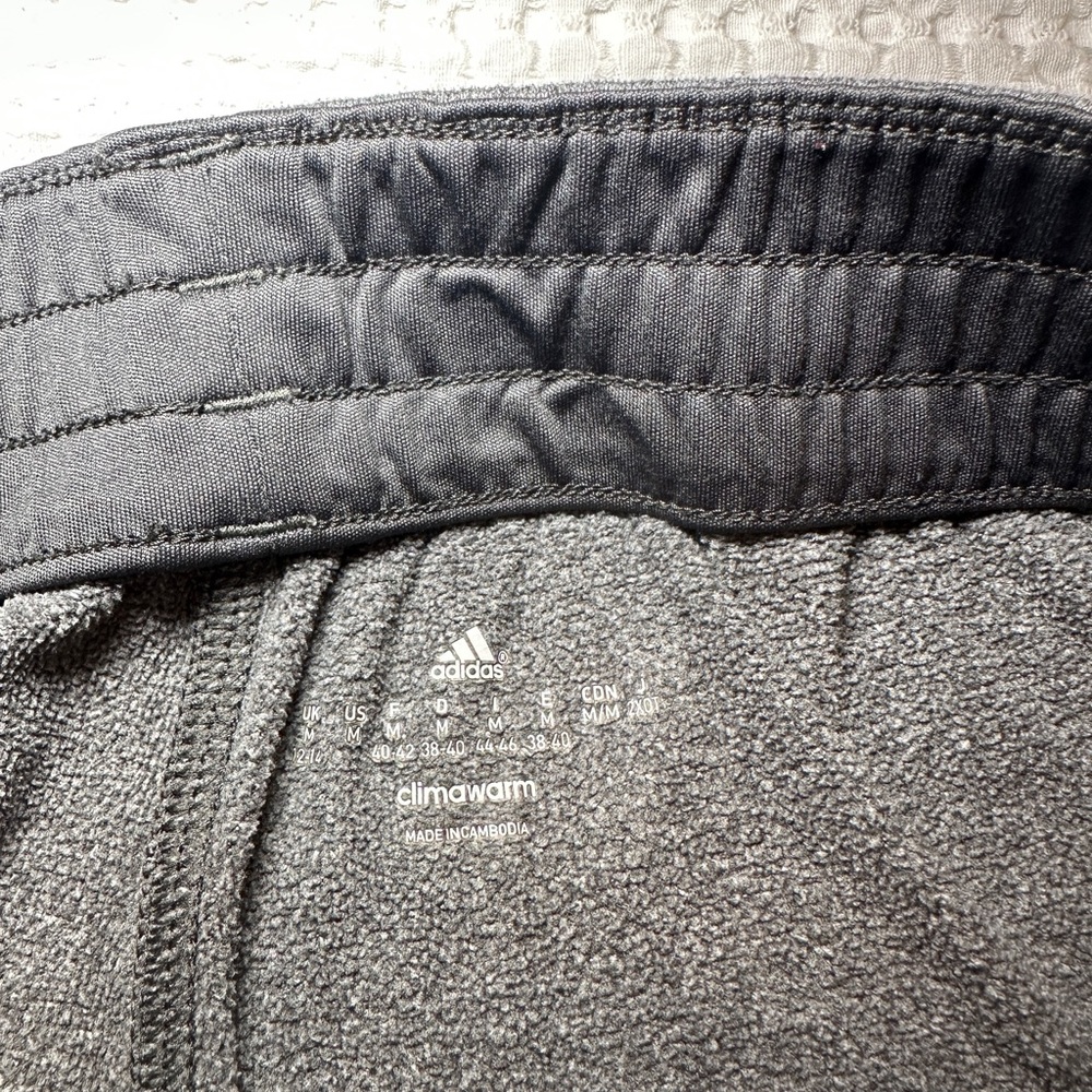 Adidas sweatpants